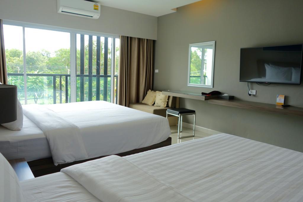 V Hotel Ubon Ratchathani Esterno foto